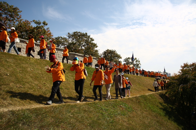 le-hoi-van-hoa-suwon-hwaseong